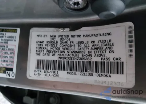 2004 Toyota Corolla Ce/Le/S z USA, uszkodzony, nr VIN 1NXBR32E64Z309362